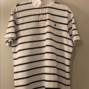 Polo collar shirt